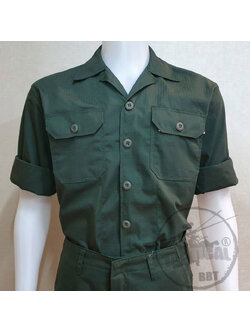 ชุดฝึก ชุดฟาติก 6 กระเป๋า เสียบในกางเกง - เขียว