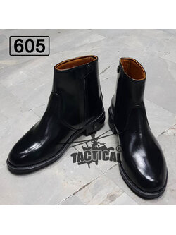 รองเท้าฮาฟสั้น หนังแท้ 605 ถูกระเบียบ
