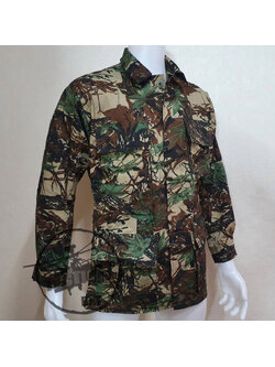 เสื้อเวสเดียว พรางอังกฤษ