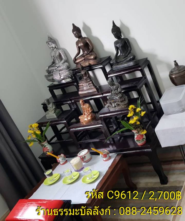 โต๊ะหมู่บูชา หมู่ 9 หน้า 6 แบบเรียบ ไม้ทุเรียน ขาตรง สีโอ๊ค (คลิ๊กดูขนาด)