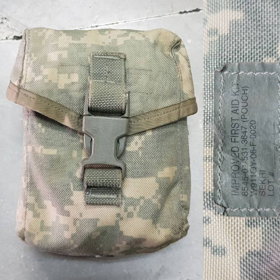 กป. First Aid Kit ลาย ACU (US. แท้ สภาพเก่า)