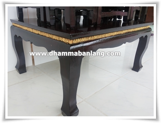 โต๊ะหมู่บูชา หมู่ 7 หน้า 5 แกะคอปิดทอง ไม้ทุเรียน ขาตรง สีโอ๊ค