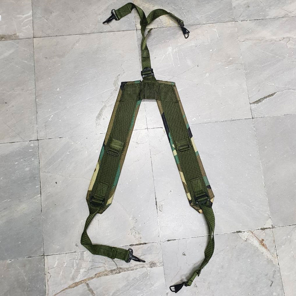 (SALE) สายโยงบ่า ลายพราง