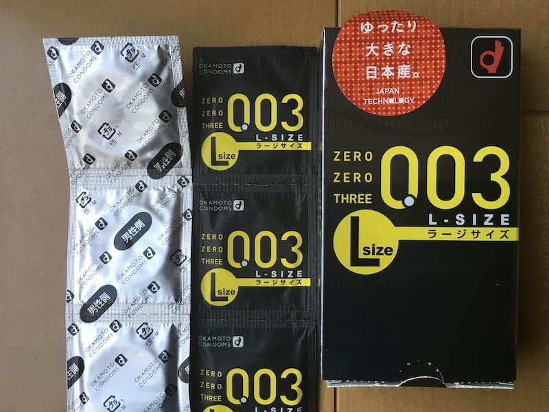 Okamoto 0.03 L-size ถุงยางโอกาโมโต้ 0.03 ขนาดใหญ่ 54-55 mm 1กล่อง 10ชิ้น (รุ่นจำหน่ายเฉพาะในญี่ปุ่น) オカモトゼロゼロスリーL