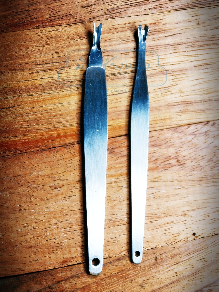 ไม้แคะหูรุ่นประหยัด แบบร่อง V