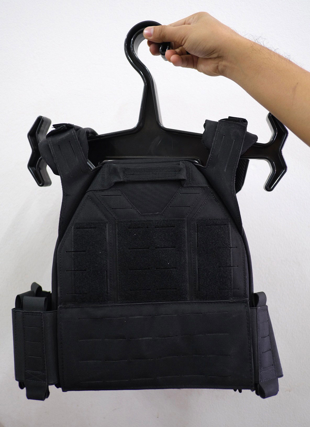 ปลอกเสื้อเวส ยี่ห้อ Universal Armor รุ่น X-Future (5 สี)