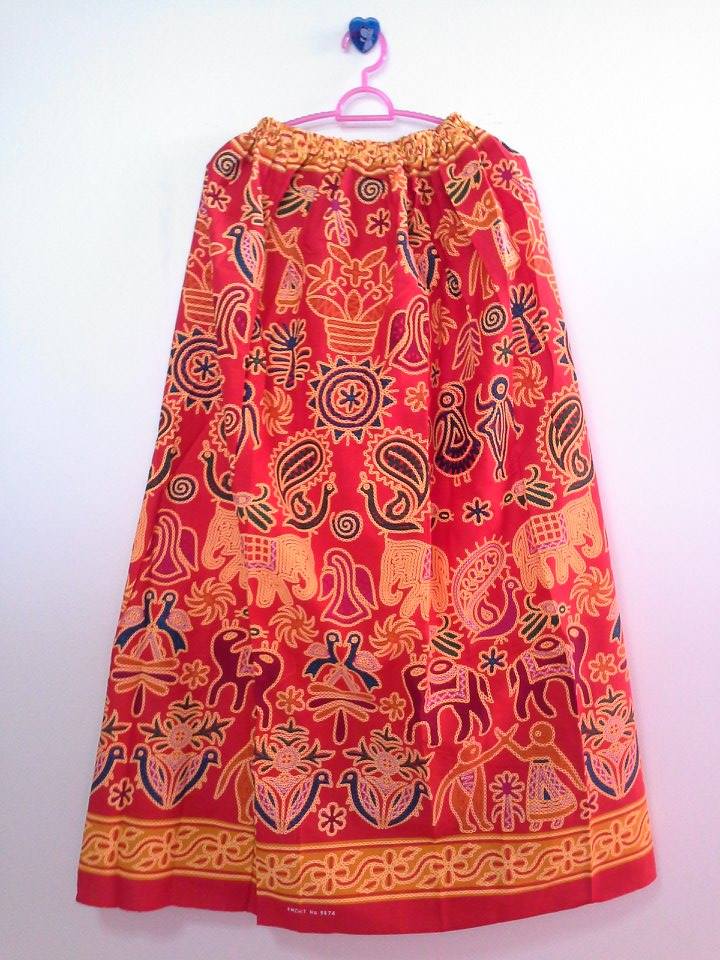กระโปรงเอวยางยืด ยาว 40 นิ้ว Elastic Skirt Thai Sarong