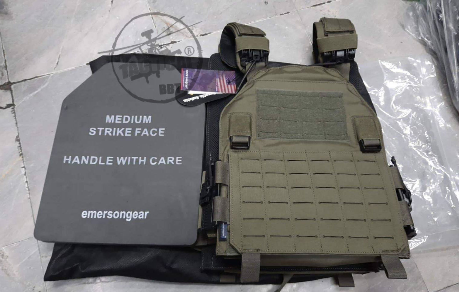 เสื้อเวส Emerson รุ่น LVAC Assault Plate Carrier
