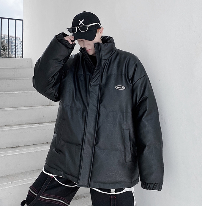 COM-003 เสื้อกันหนาวผู้ชาย หนังPU โอเวอร์ไซส์ เล็กใหญ่ใส่ได้ สีดำ