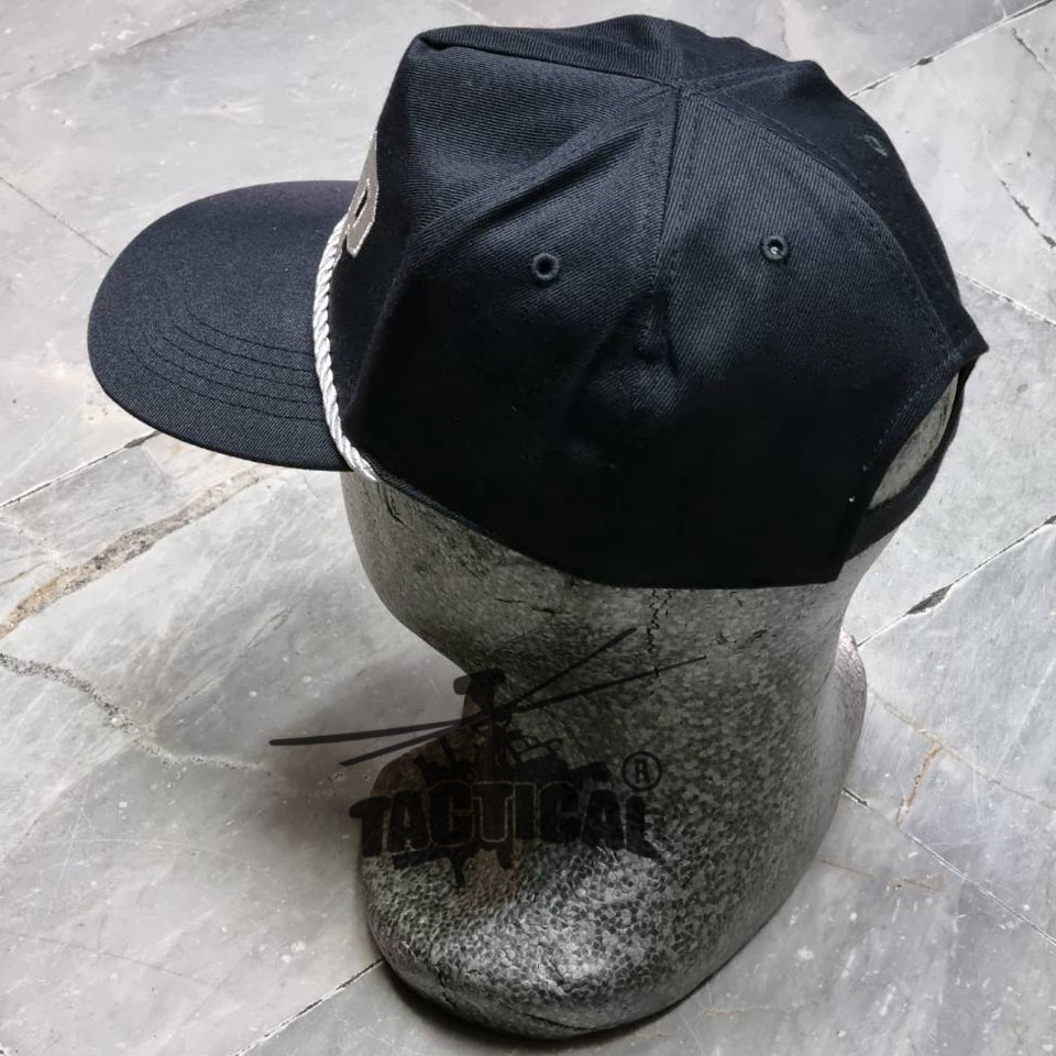 หมวกแก๊ปซิปหลัง DNP เชือก ดิ้นเงิน