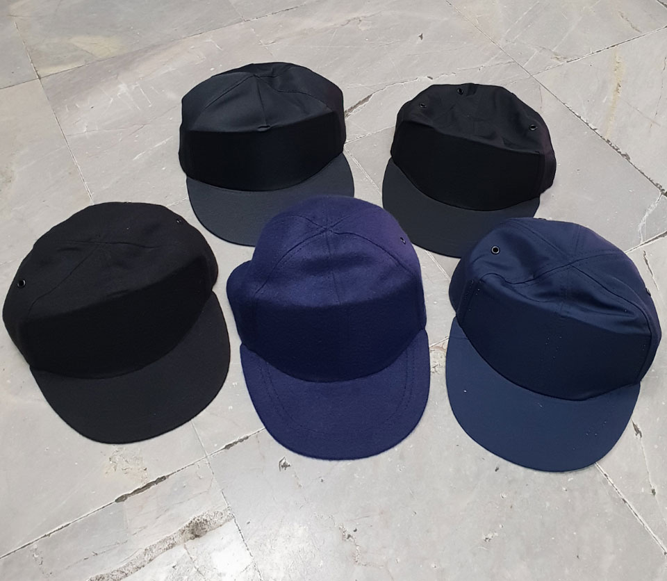 หมวกแก๊ปยางยืด ดำ/กรมท่า