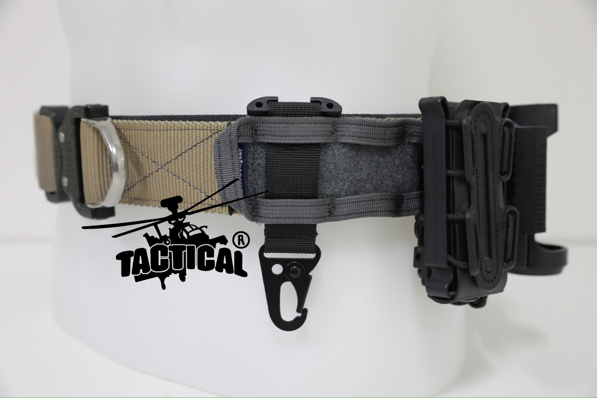 ตะขอห้อยพวงกุญแจ/ถุงมือ แบบ Molle