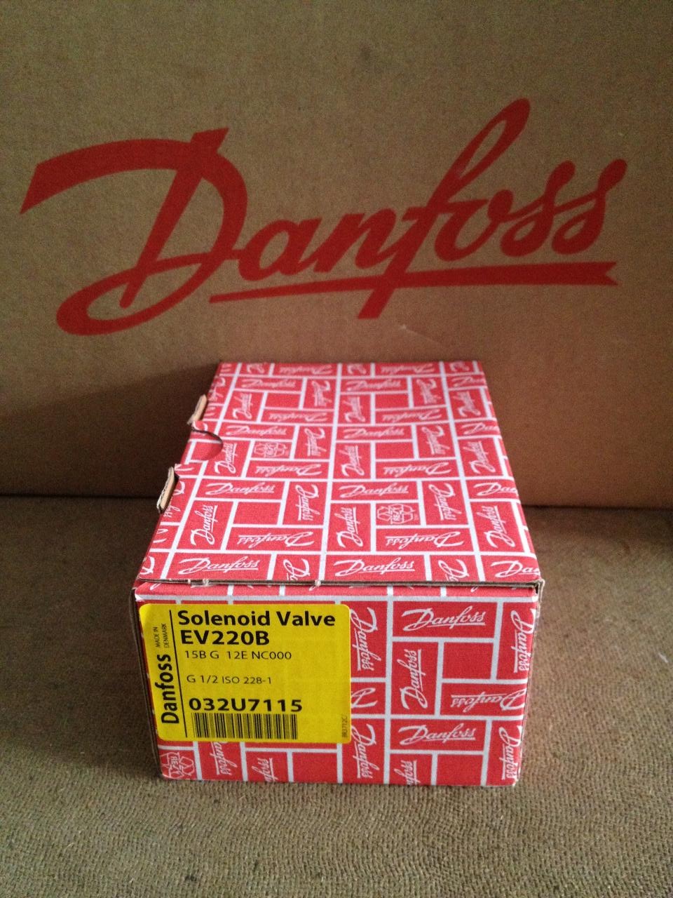 Solenoid valve EV220B