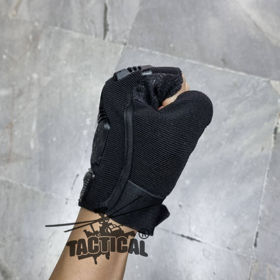 ถุงมือครึ่งนิ้ว Mechanix รุ่น M-Pact (บาง) Free Size