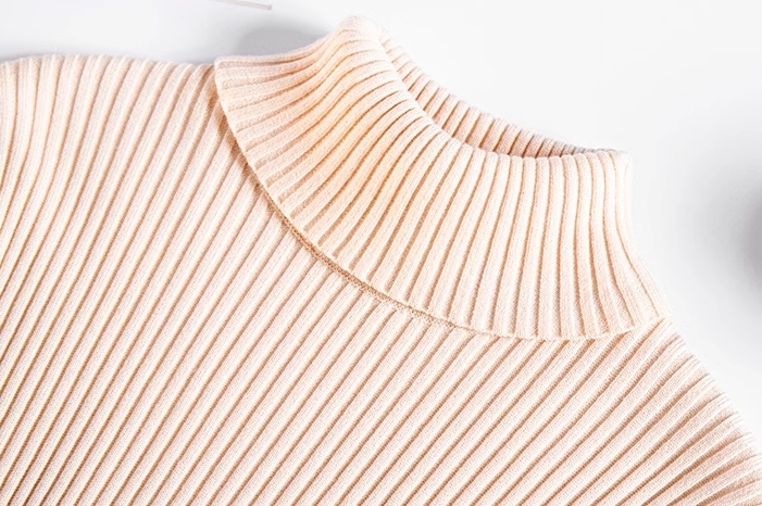 2324-0052 เสื้อไหมพรมไซส์ใหญ่ คอเต่า ใส่แทนฮีทเทคได้ ตัวนี้ฟีนมาก แอดใส่แล้วผ้านุ่มยืดเยอะ อุ่นมาก