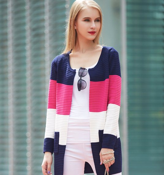 PreOrderคนอ้วน - เสื้อไหมพรมกันหนาวแฟชั่น ไซส์ใหญ่ คนอ้วน ผ้าไหมพรม ไม่หนา สี : แดง / ชมพู