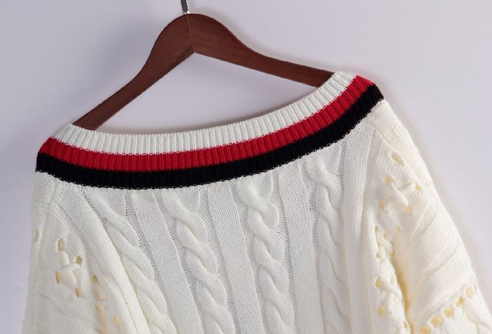 PreOrderเสื้อผ้าคนอ้วน - เสื้อกันหนาวคนอ้วน ไซส์ใหญ่ เสื้อไหมพรม ไม่หนาถักลายสีขาว