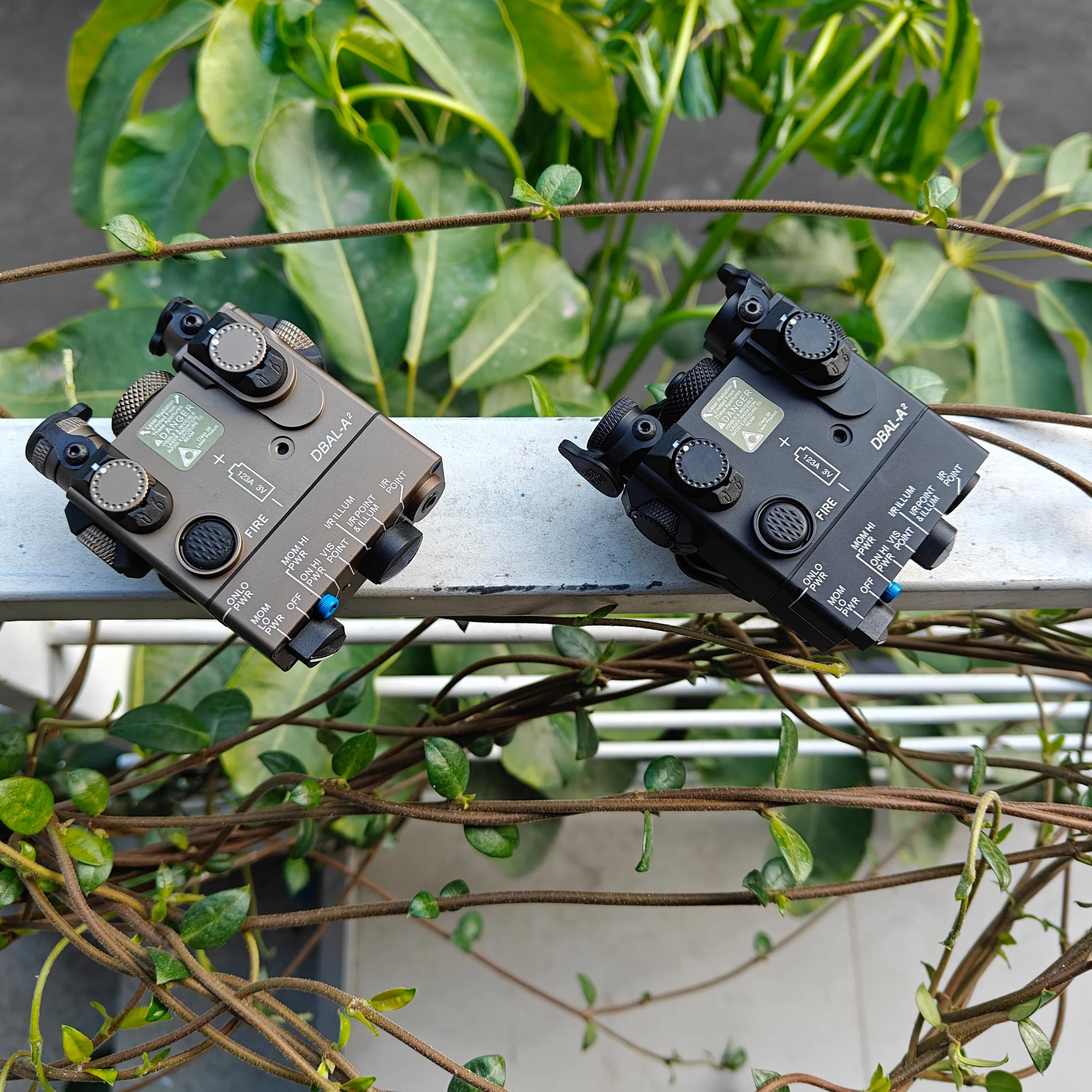 ไฟฉาย + Laser แดง IR DBAL-A2 บอดี้อลูมิเนียม ยี่ห้อ Sotac