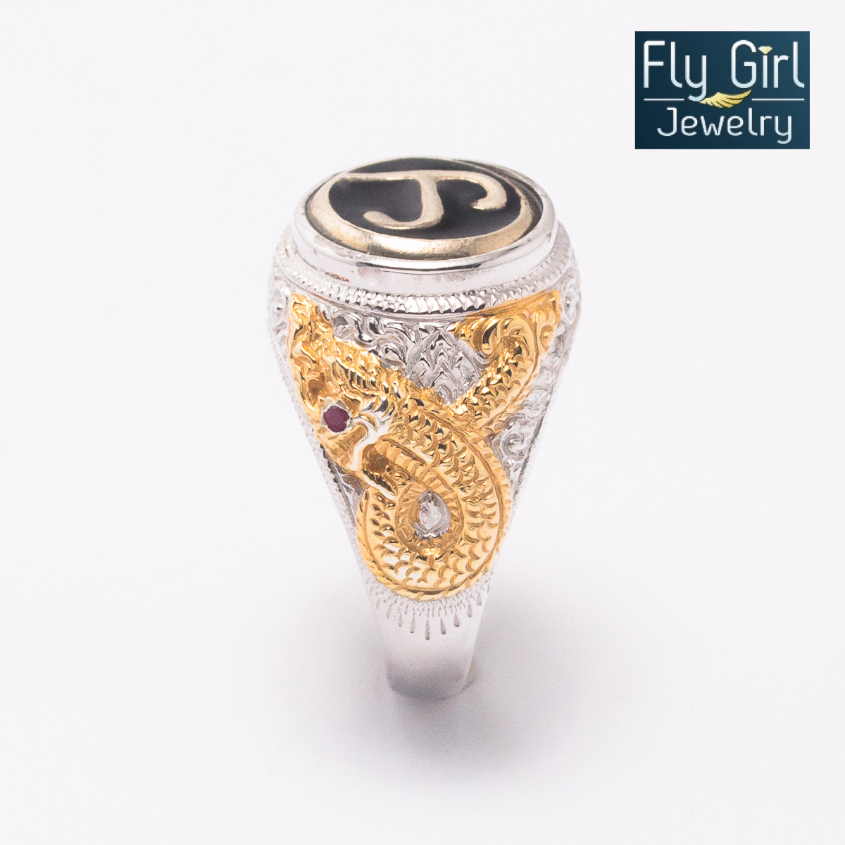 แหวนพญานาคราช หัวนะโมปลุกเสกแล้ว ดวงตาพลอยทับทิมแท้ คุ้มภัย เรียกโชคลาภ เป็นวัตถุมงคลที่เหมาะกับผู้ที่ปรารถนาความสุขสมหวัง