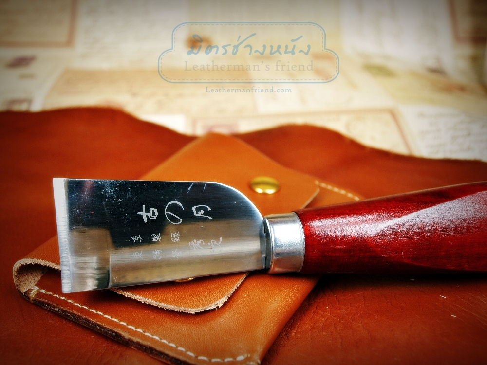 มีดกรีด ทรงดั้งเดิม ของญี่ปุ่น