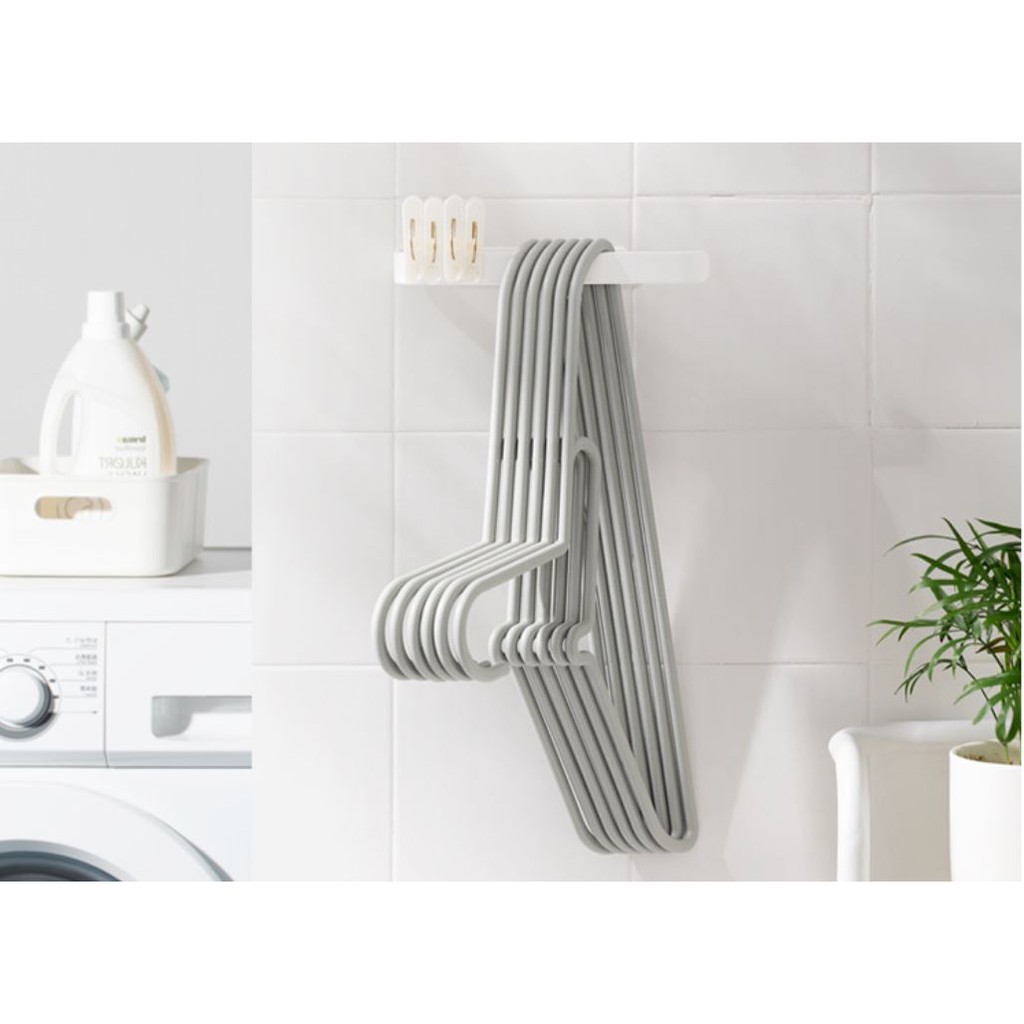 Akachan ขอแขวนไม้แขนเสื้อ - ถุงพลาสติก