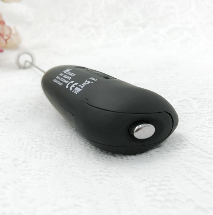 Milk Foamer ที่ตีฟองนมไร้สาย ที่ตีไข่ไร้สาย (สีดำ) ใส่ถ่าน AA 2 ก้อน รหัส 0238