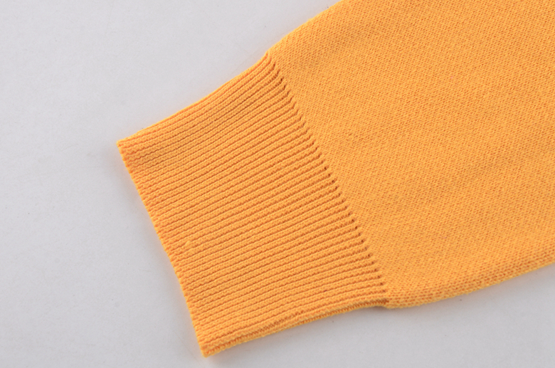 PreOrderคนอ้วน - เสื้อกันหนาวแฟชั่น ผ้าไหมพรม พร้อมผ้าพันคอ สี : เทา / เหลือง