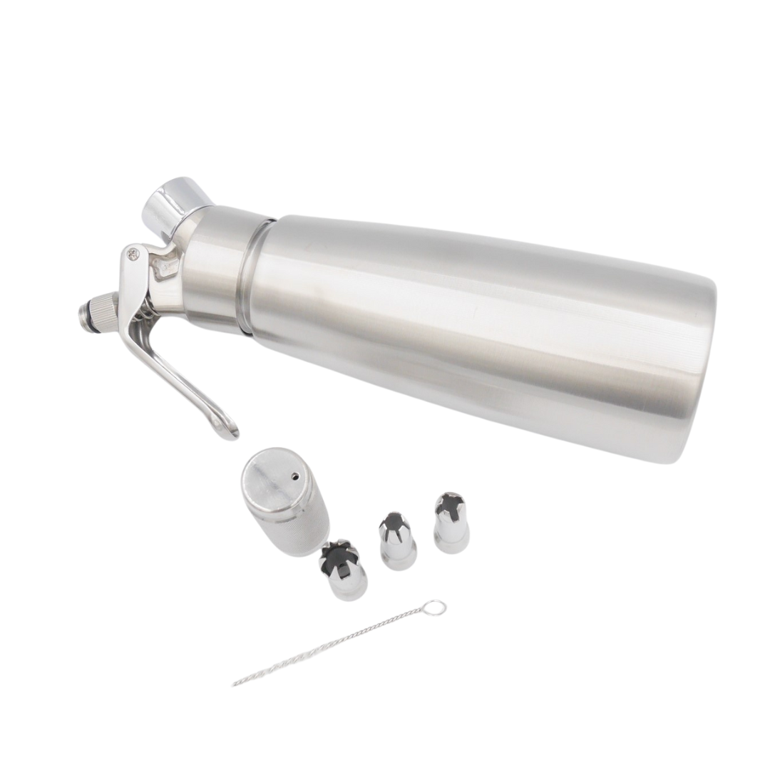 ขวดทำวิปครีม กระบอกวิปครีม 0.5 ลิตร สแตนเลส พร้อมดอกบีบด้ามจับโลหะ CREAM WHIPPER STAINLESS รหัส 0868