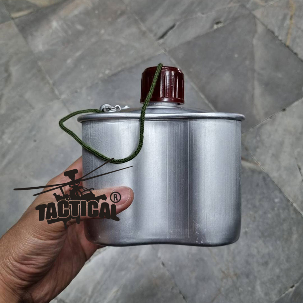 กระติกน้ำทหารอลูมิเนียม ทรงเหลี่ยม พร้อมปลอก