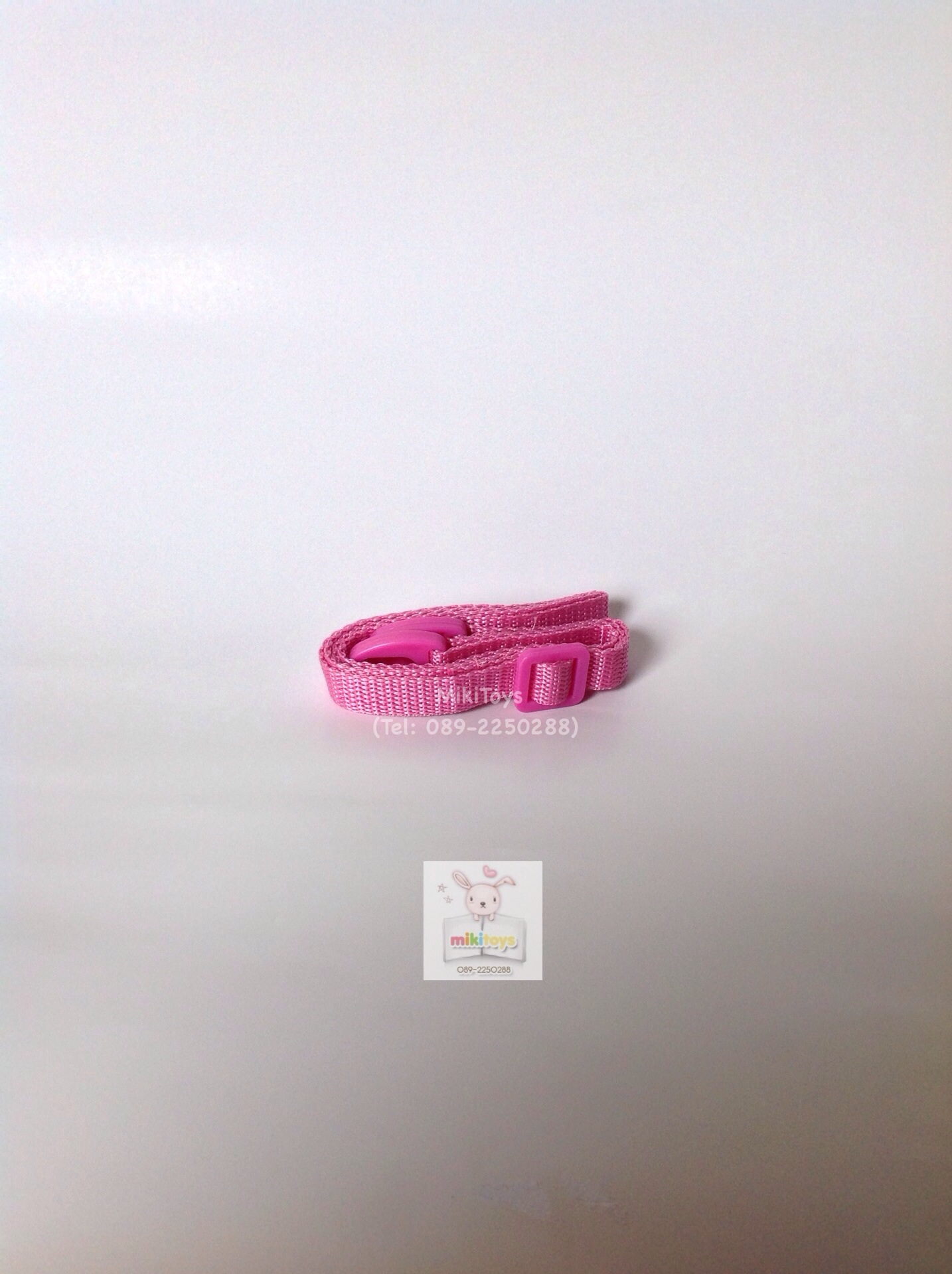 กระติกน้ำมินนี่เมาส์ MinnieMouse *BPA Freeปลอดภัย สีชมพูใส ปุ่มกดสีเหลือง ใบใหญ่จุใจ500ml.