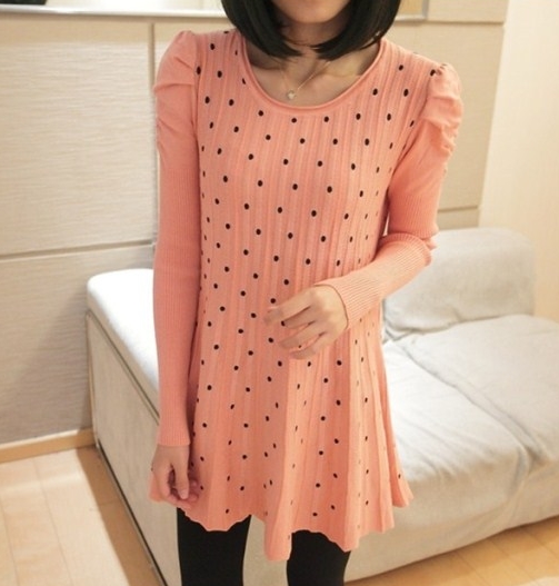 Pre Order - เสื้อกันหนาวแฟชั่นสไตล์เกาหลี คอกลมไหมพรมลายจุด ดีไซด์อินเทรน : สีชมพู-จุดดำ / สีแดง-จุดดำ / สีแดง-จุดขาว / สีดำ-จุดขาว / สีน้ำเงิน-จุดขาว