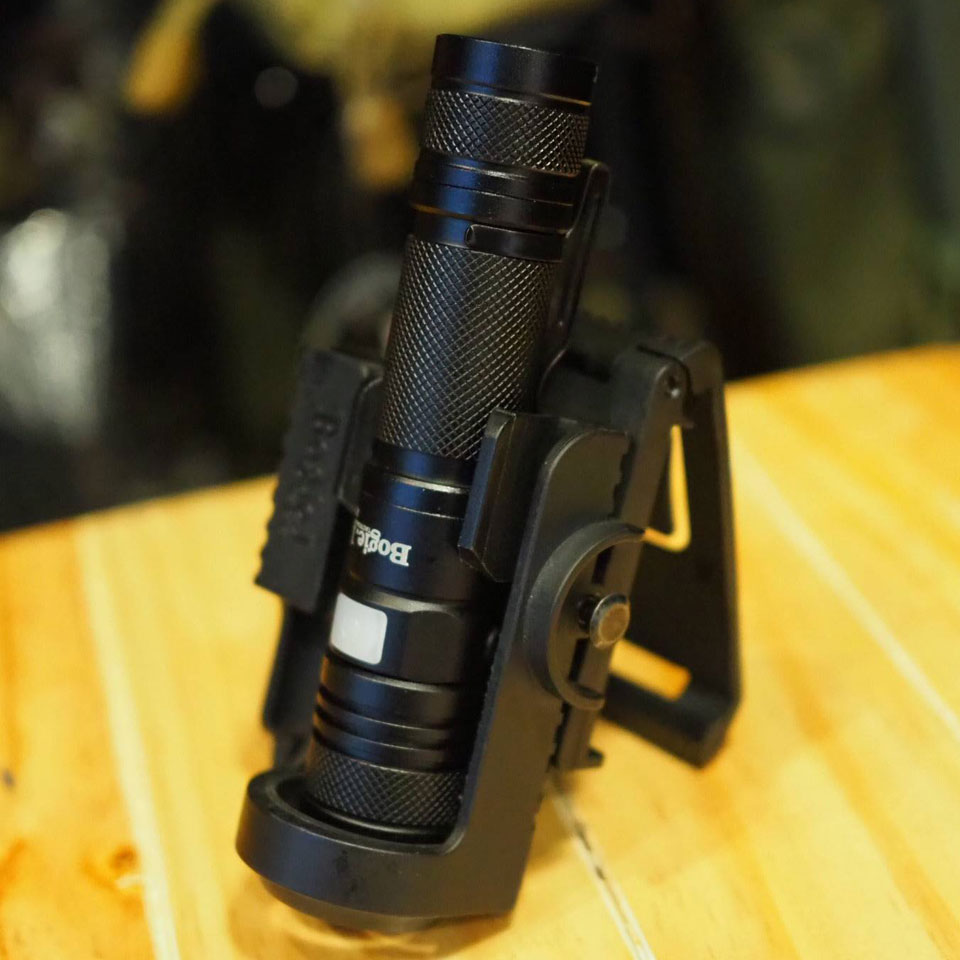 ซองไฟฉาย + ที่ใส่ถ่าน โบกี้วัน (ราคาไม่รวมไฟฉาย)