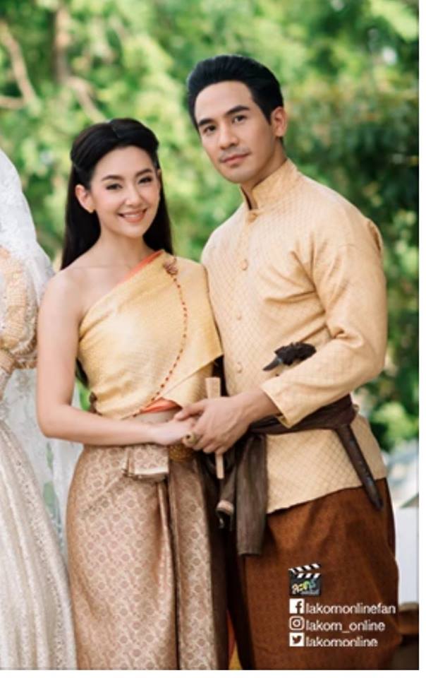 ผ้าไหมสังเคราะห์ลายอโยธยาจัดชุด