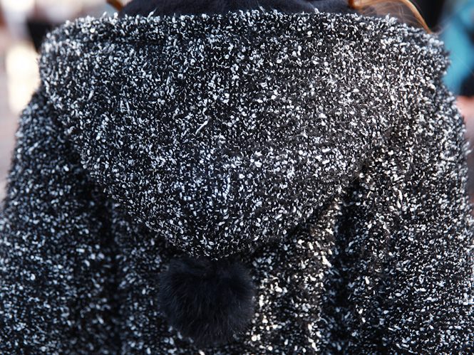 PreOrder - เสื้อกันหนาวแฟชั่นเกาหลี ไซส์ใหญ่ ไซส์เล็ก แจ๊คเก็ตผ้าฝ้ายตัวใหญ่ มีขนปุย สี : ดำ / แดง