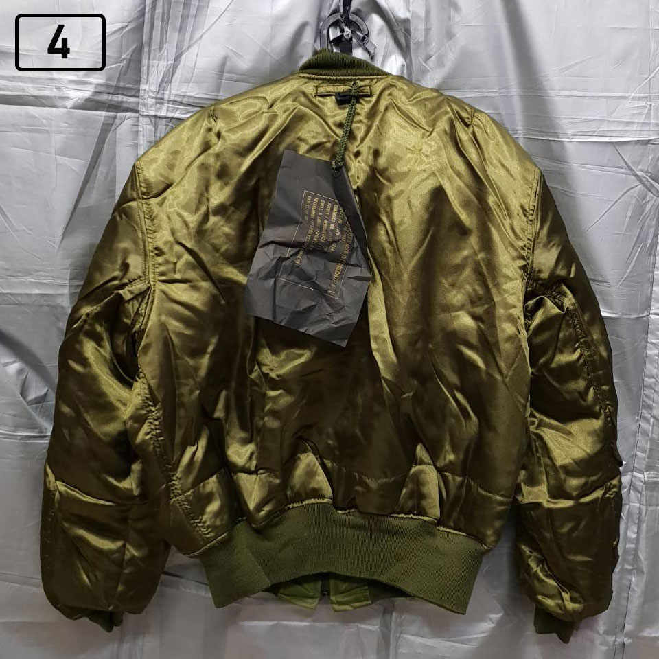 (SALE) Jacket Fight ใส่ได้ 2 ด้าน
