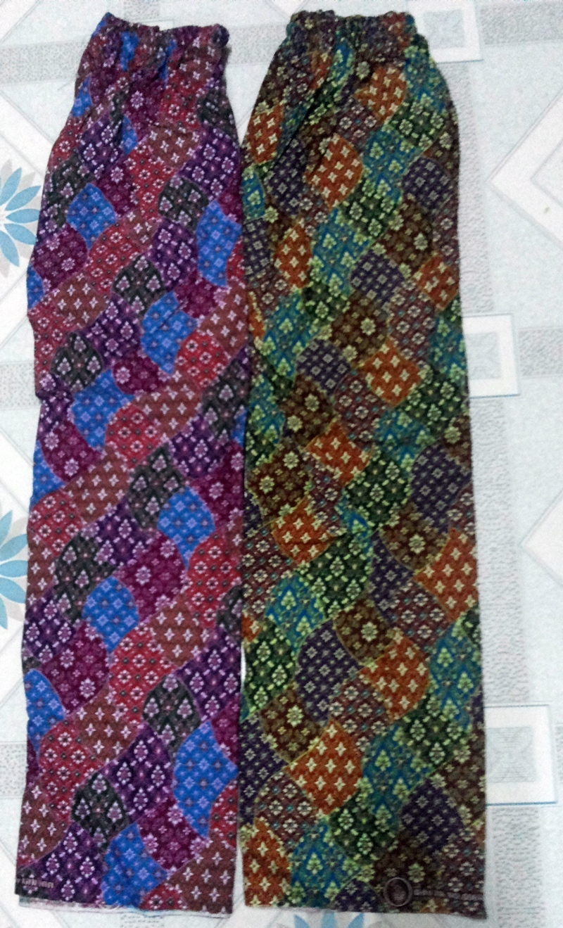 กระโปรงเอวยางยืด ยาว 40 นิ้ว Elastic Skirt Thai Sarong
