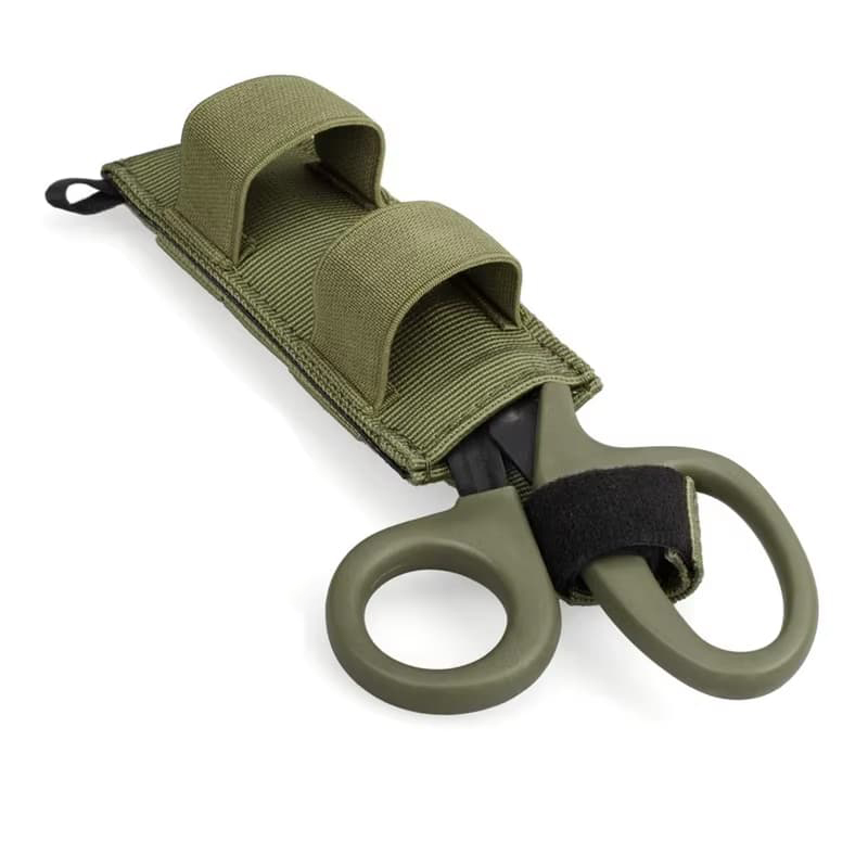 เพ้าผ้าใส่สายห้ามเลือด และกรรไกรสนาม แบบเปลือย