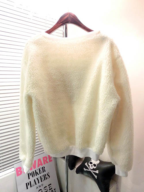 Pro Order - เสื้อกันหนาวแฟชั่นเกาหลี ผ้าขนแก คอมกลม ยืดได้ หวาน ๆ ด้านหน้ามีการ์ตูนช้างใส่มงกฏสีชมพูน่ารัก