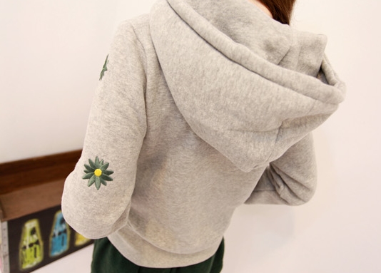 Pre Order - เสื้อกันหนาวแฟชั่น ผ้าขนแกะ ดีไซด์น่ารัก พร้อม Hood : สีชมพู / สีเทา / สีเขียว / สีดำ