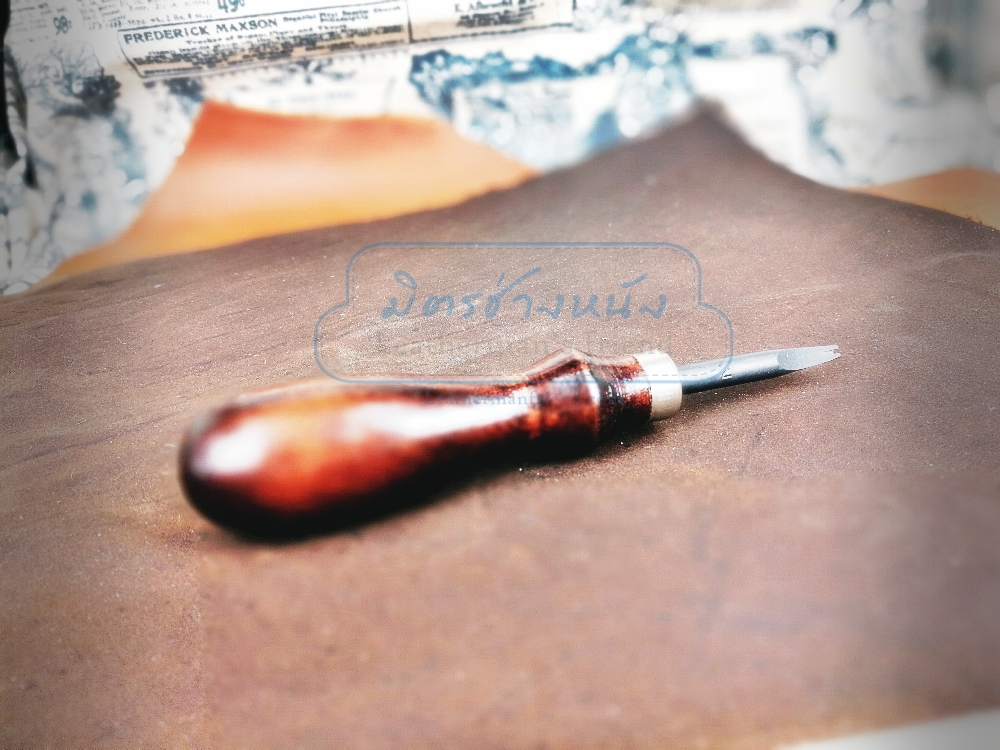 ตัวไสขอบขนาด1 มิล เหล็กดำ งานส่งญี่ปุ่น ใช้ไปนานๆเแล้วสามารถลับให้คมได้