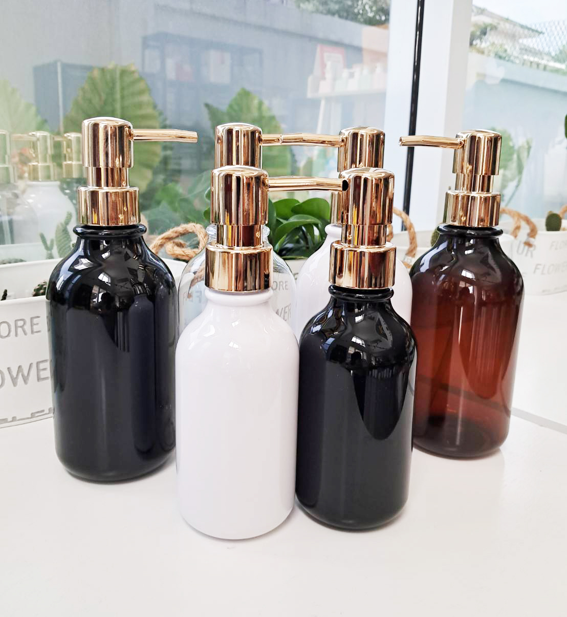 ขวดสบู่-แชมพู-โลชั่น หัวปั๊มทอง ขนาด 300-500 ml.
