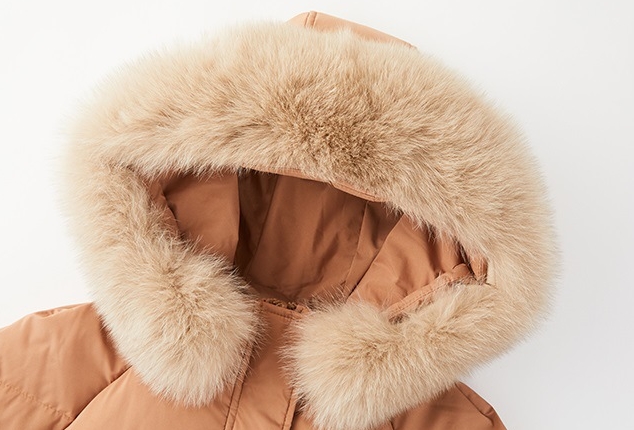 2324-0003 กันหนาวบุขนเป็ดขาวจ้า ตัวยาว มีเฟอร์ถอดได้