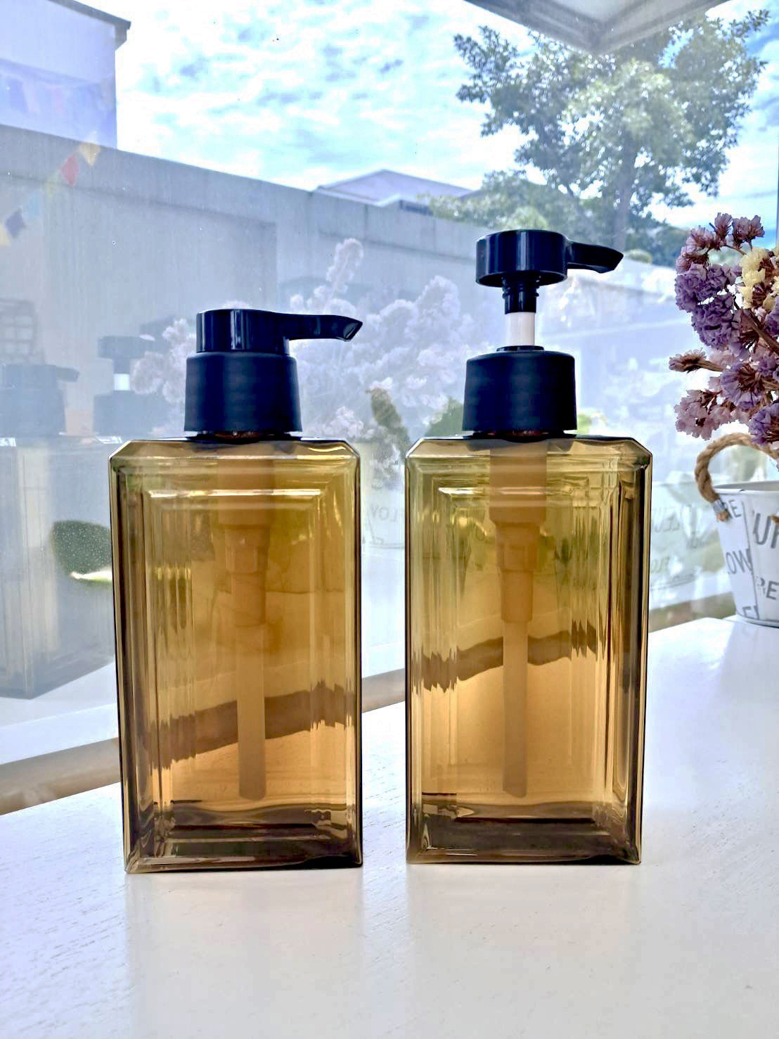 ขวดสบู่-แชมพู หัวปั๊ม ทรงเหลี่ยม สีชา ขนาด 350 ml.