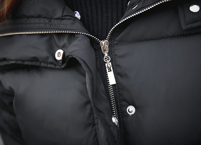 PreOrderคนอ้วน - เสื้อกันหนาว แจ๊คเก็ตบุนุ่น ขนเฟอร์อุ่น ถอดได้ สี : ขาว / ชมพู / ดำ