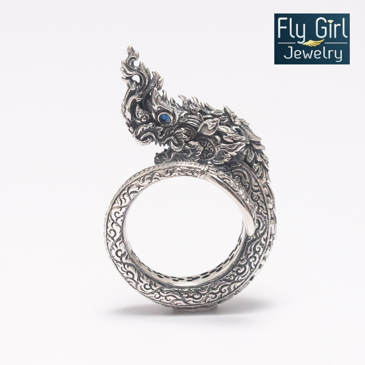 แหวนพญานาคราชดวงตาพลอยไพลินแท้(ราศีกันต์) คุ้มภัย เรียกโชคลาภ เป็นวัตถุมงคลที่เหมาะกับผู้ที่ปรารถนาความสุขสมหวัง