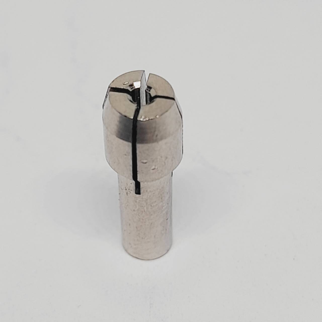 อะไหล่หัวจับก้านตีฟองนม ขนาด 1.5 มม.หนา 4.2 มม.สูง 16 มม. สีเงิน เสียบก้านตีฟองนม รหัส 2406