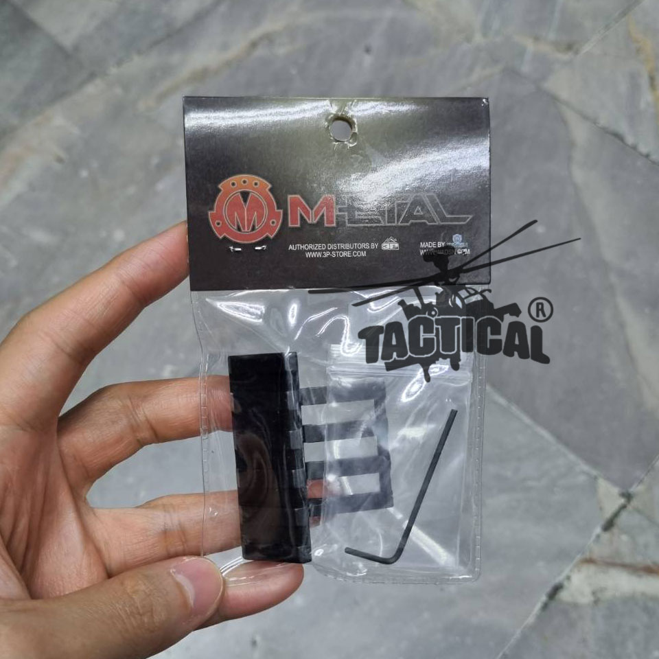 รางเฉียง 45 องศา ระบบราง Picatinny (รางรถไฟ)