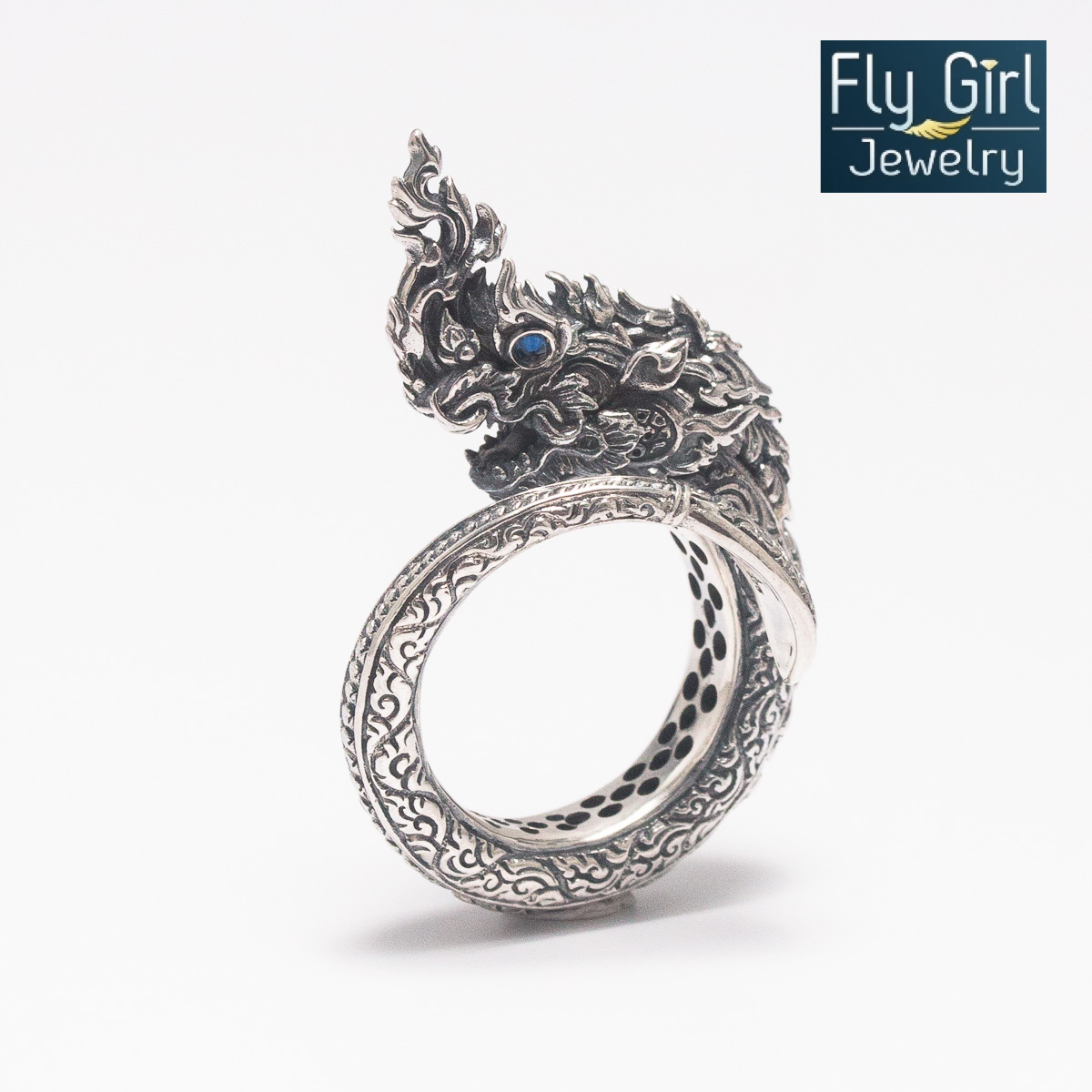 แหวนพญานาคราชดวงตาพลอยไพลินแท้(ราศีกันต์) คุ้มภัย เรียกโชคลาภ เป็นวัตถุมงคลที่เหมาะกับผู้ที่ปรารถนาความสุขสมหวัง