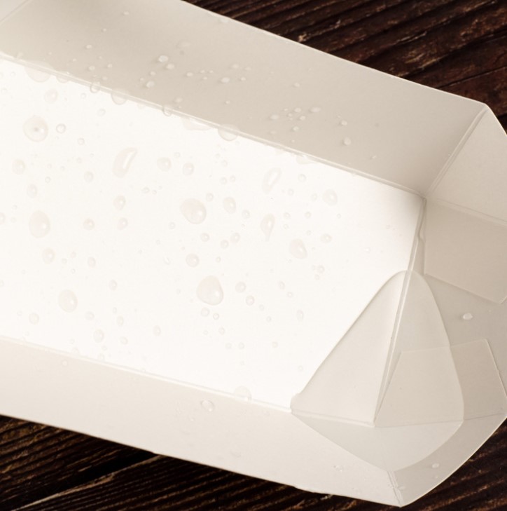 ถาดใส่ขนมพร้อมกระดาษรอง แพ็ค 50 ชิ้น