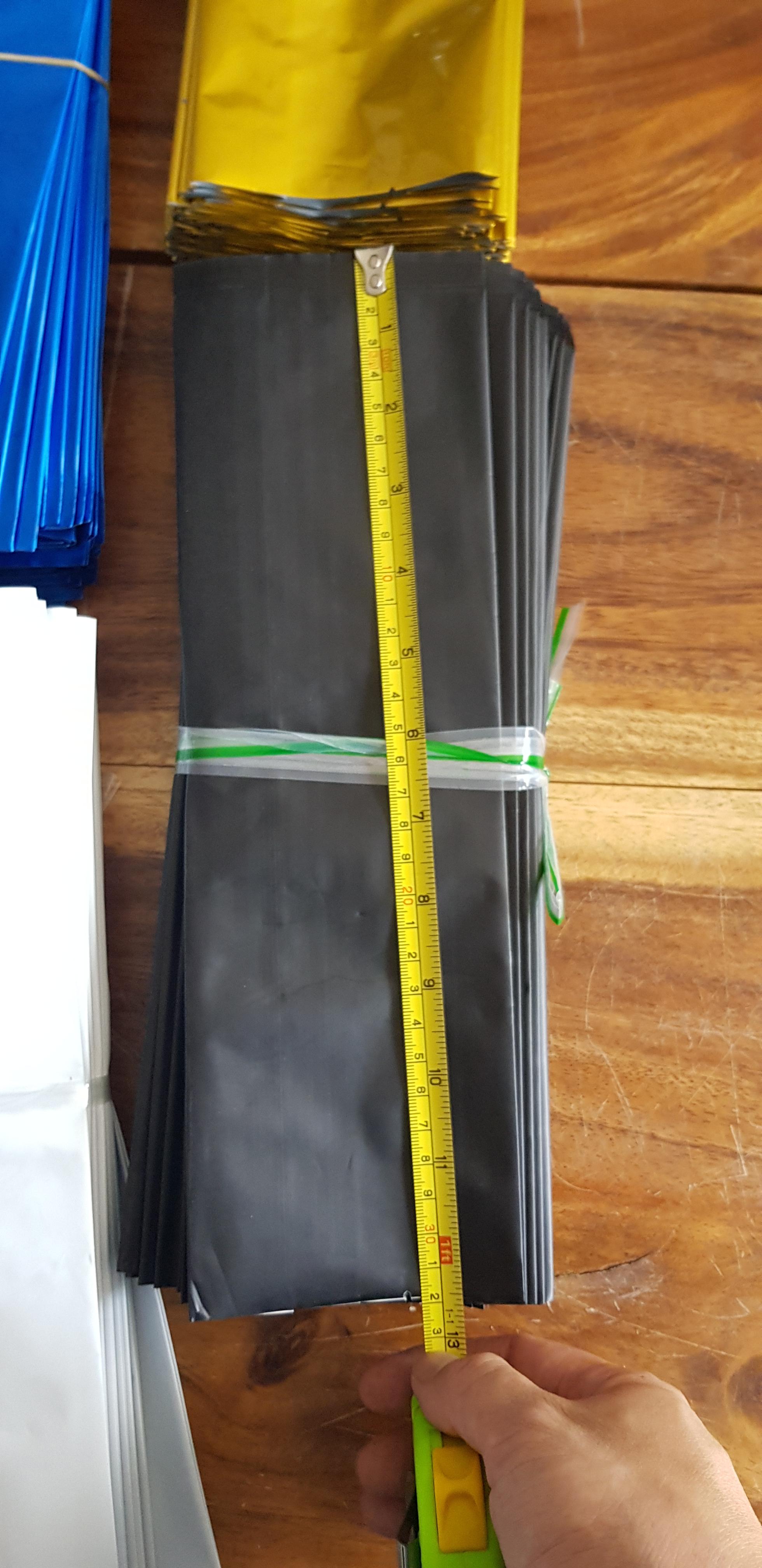 ซองฟอยด์ สี บรรจุชา กาแฟ 500 กรัม ความยาว 320 มม. * กว้าง 100 มม. * หนีบขอบ 60 มม.จำนวน 50 ใบ